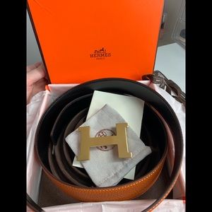 H Design Unisex Belt With Removable Buckle.